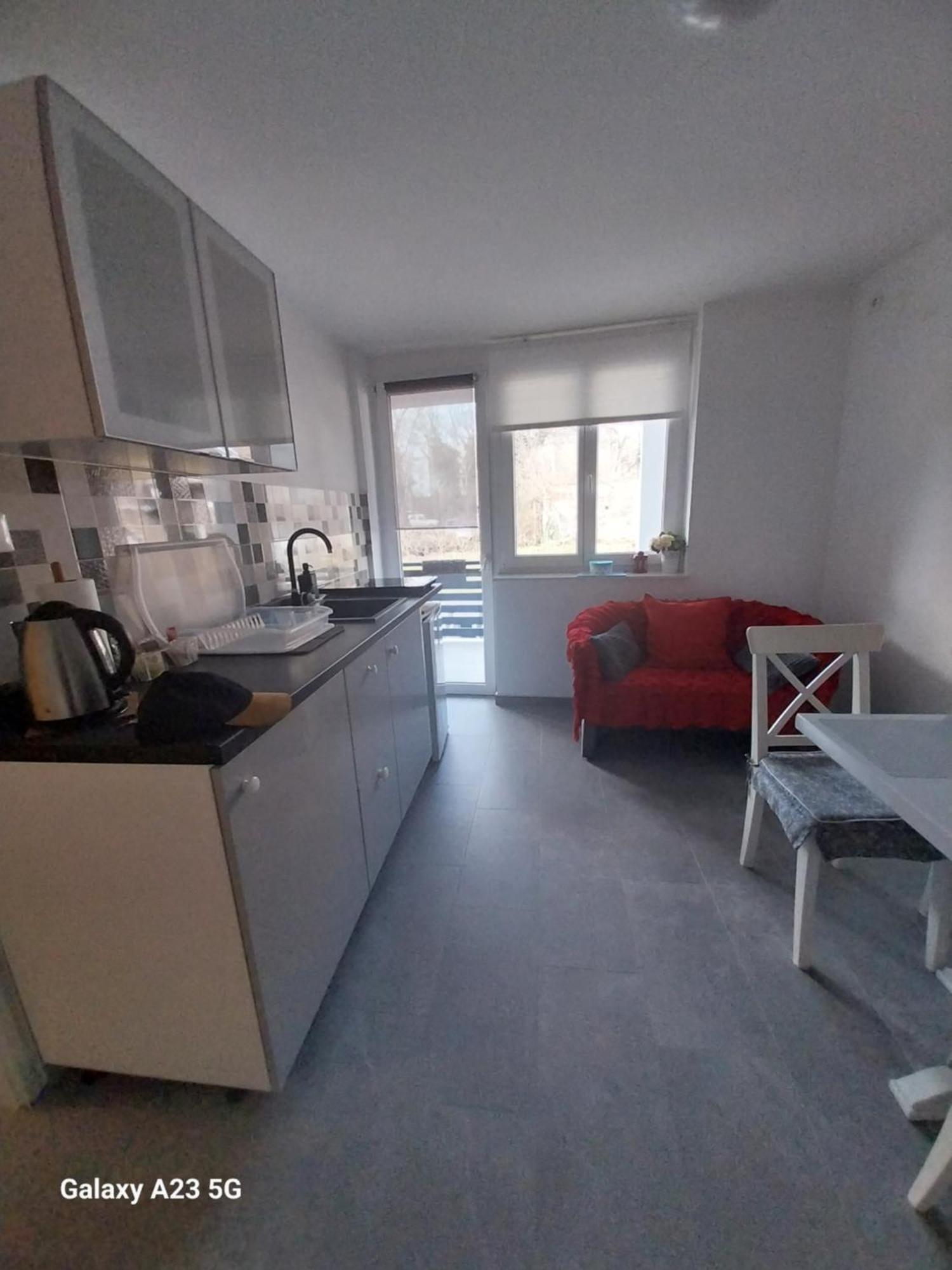 Apartman Bloom Ösek Dış mekan fotoğraf