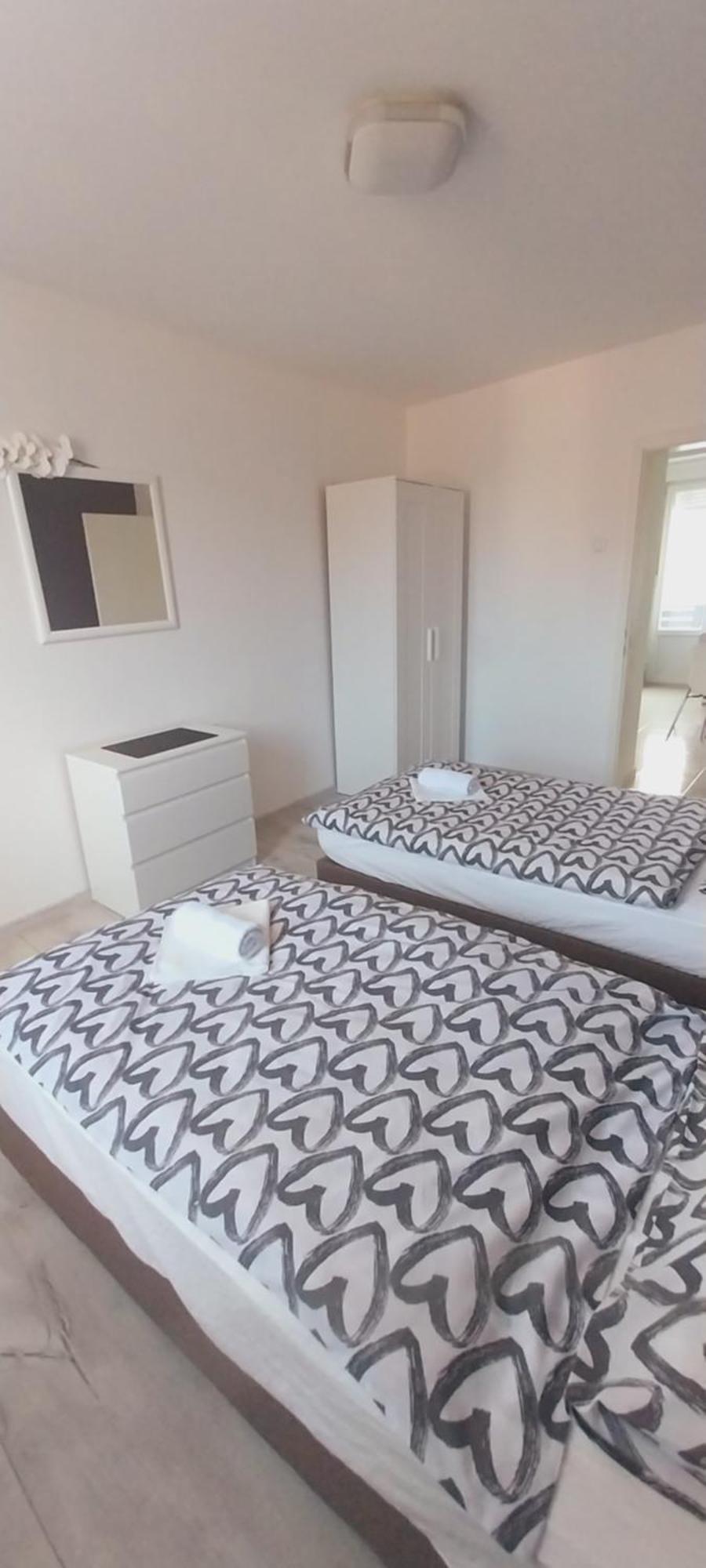Apartman Bloom Ösek Dış mekan fotoğraf